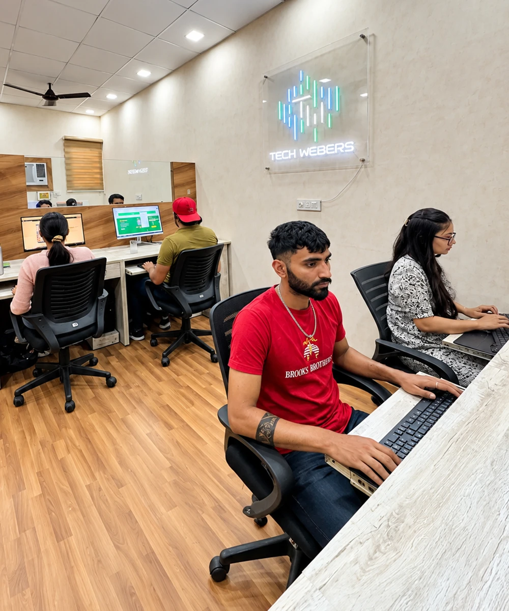 TechWebers-Team-Working